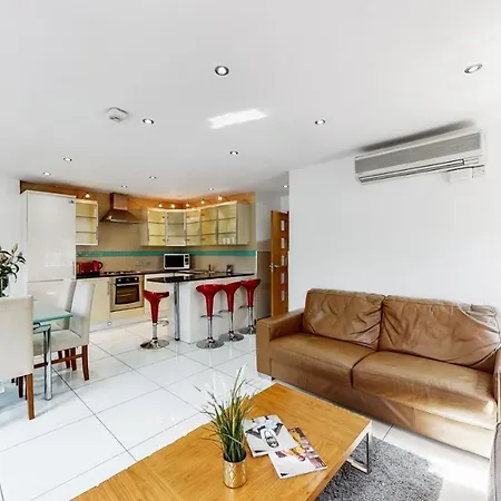Baker Street Suite London Exterior photo