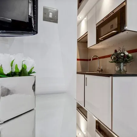 Baker Street Suite London Exterior photo