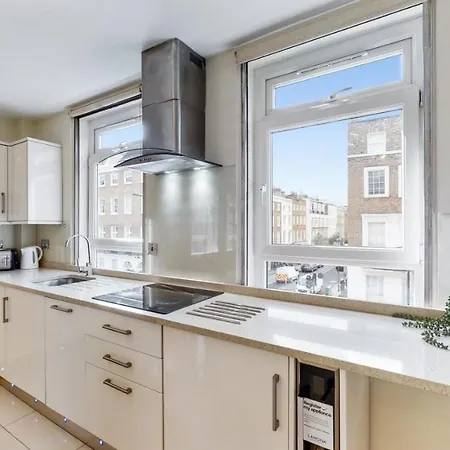 Baker Street Suite London Exterior photo