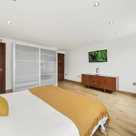 Baker Street Suite London Exterior photo