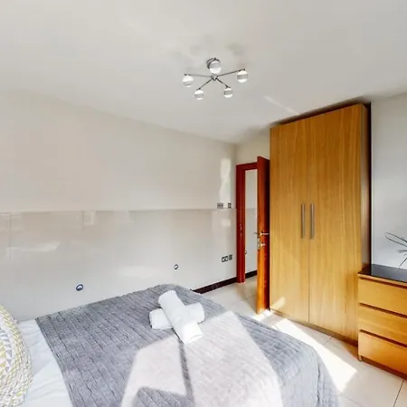 Baker Street Suite London Exterior photo
