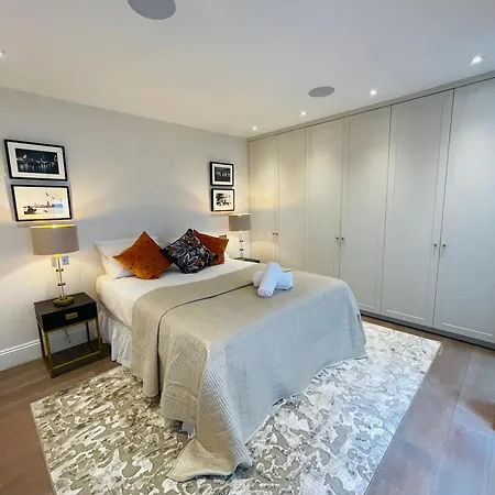 Baker Street Suite London Exterior photo